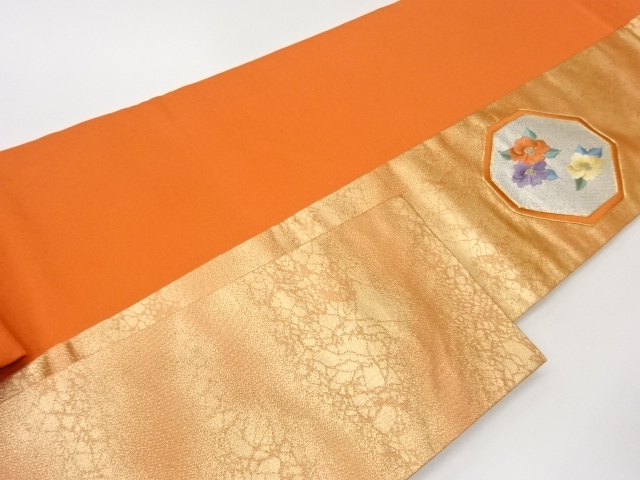  蜀江文に山茶花・南天模様刺繍名古屋帯